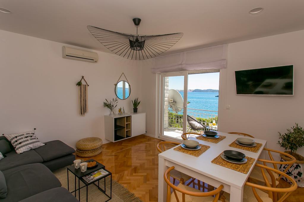 Sea Apartment *